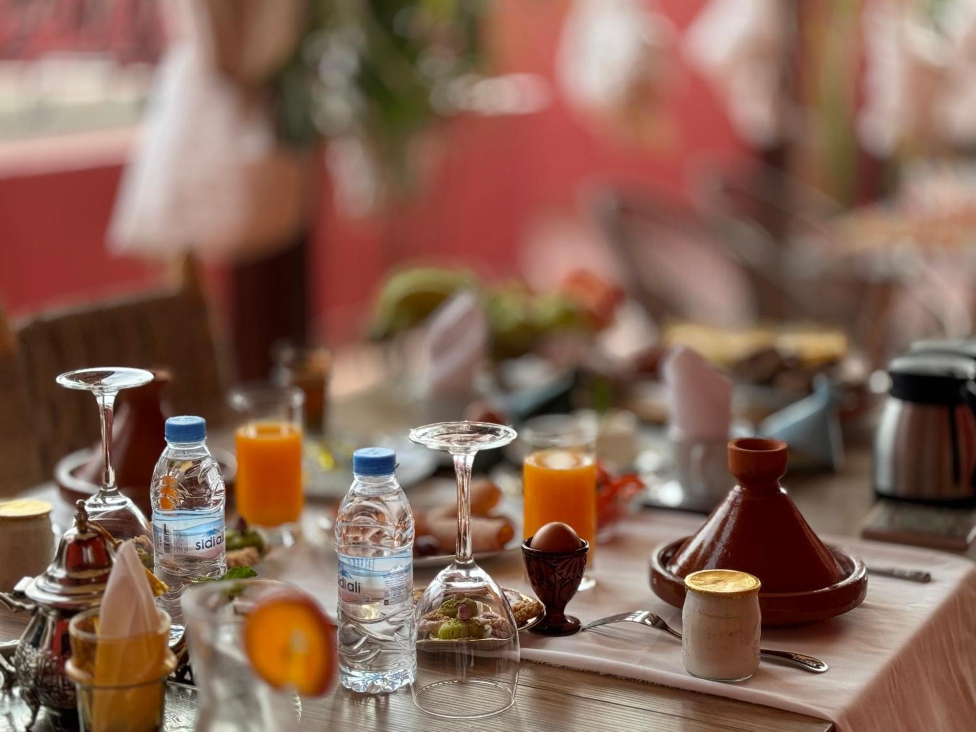 Riad La Bigarade มาร์ราเกช ภายนอก รูปภาพ